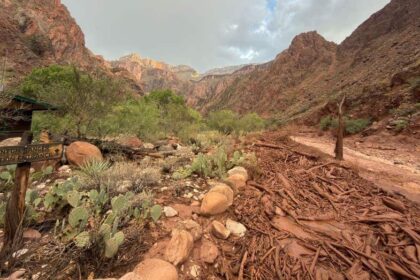Deadly Grand Canyon flooding knocks out critical water line amid race to find missing hikers