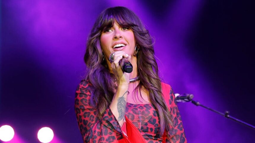 Country star Ella Langley only wants one thing â and it's a big, 'beefy' whitetail buck