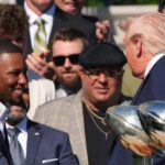 Eagles' Saquon Barkley suffers hamstring injury against Rams, and field could have played a significant role