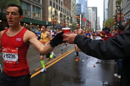 McDonald's offers pickle juice to marathon runners, health experts question whether it works