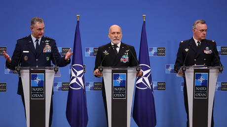 NATO-s generals gather in Kiev